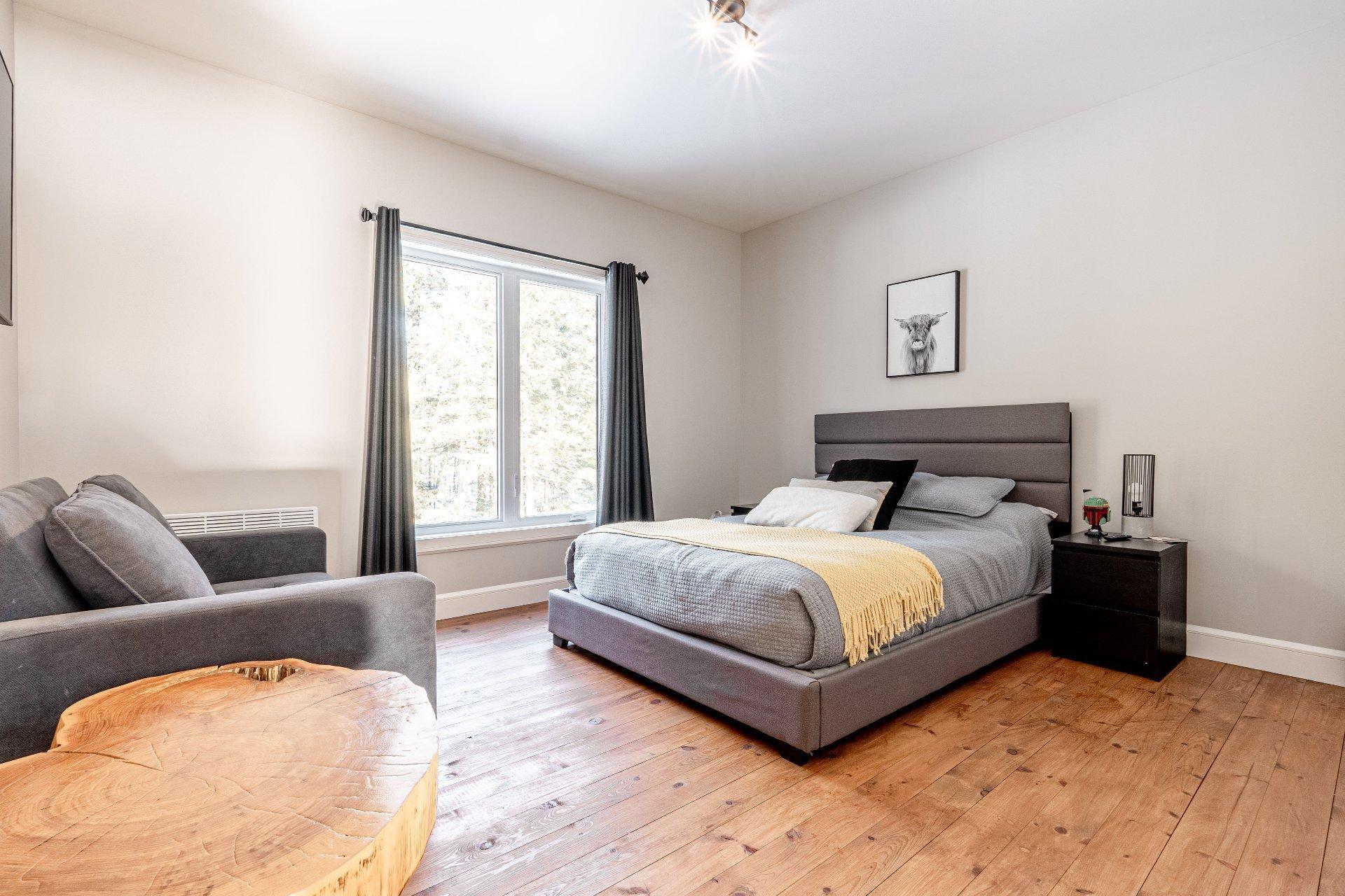 









2350


Rue du Havre

,
Magog,




QC
J1X5R9

