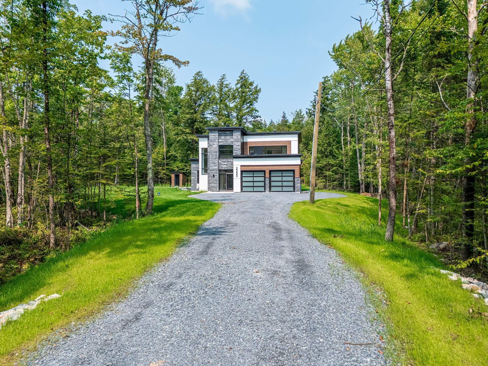 









2350


Rue du Havre

,
Magog,




QC
J1X5R9

