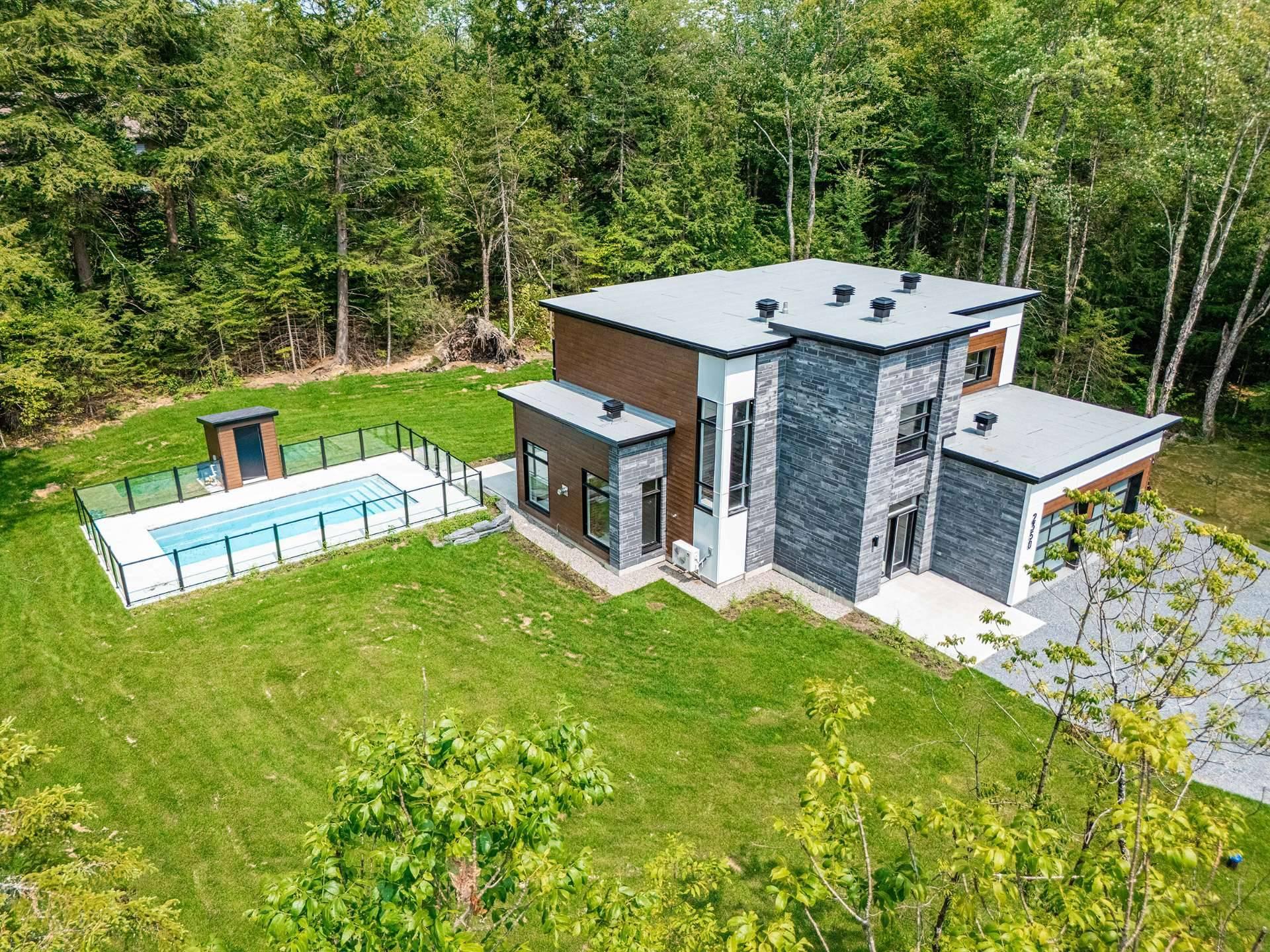 









2350


Rue du Havre

,
Magog,




QC
J1X5R9

