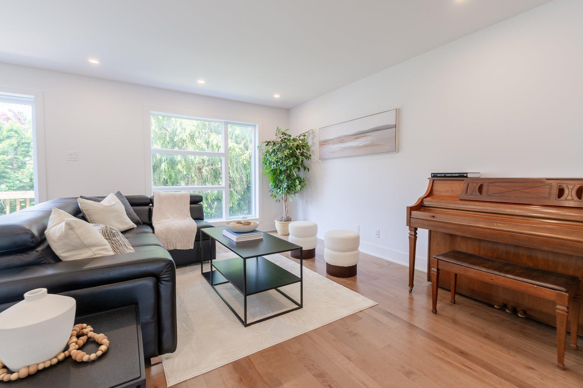 









6780


Rue Baillargeon

,
Brossard,




QC
J4Z1S9

