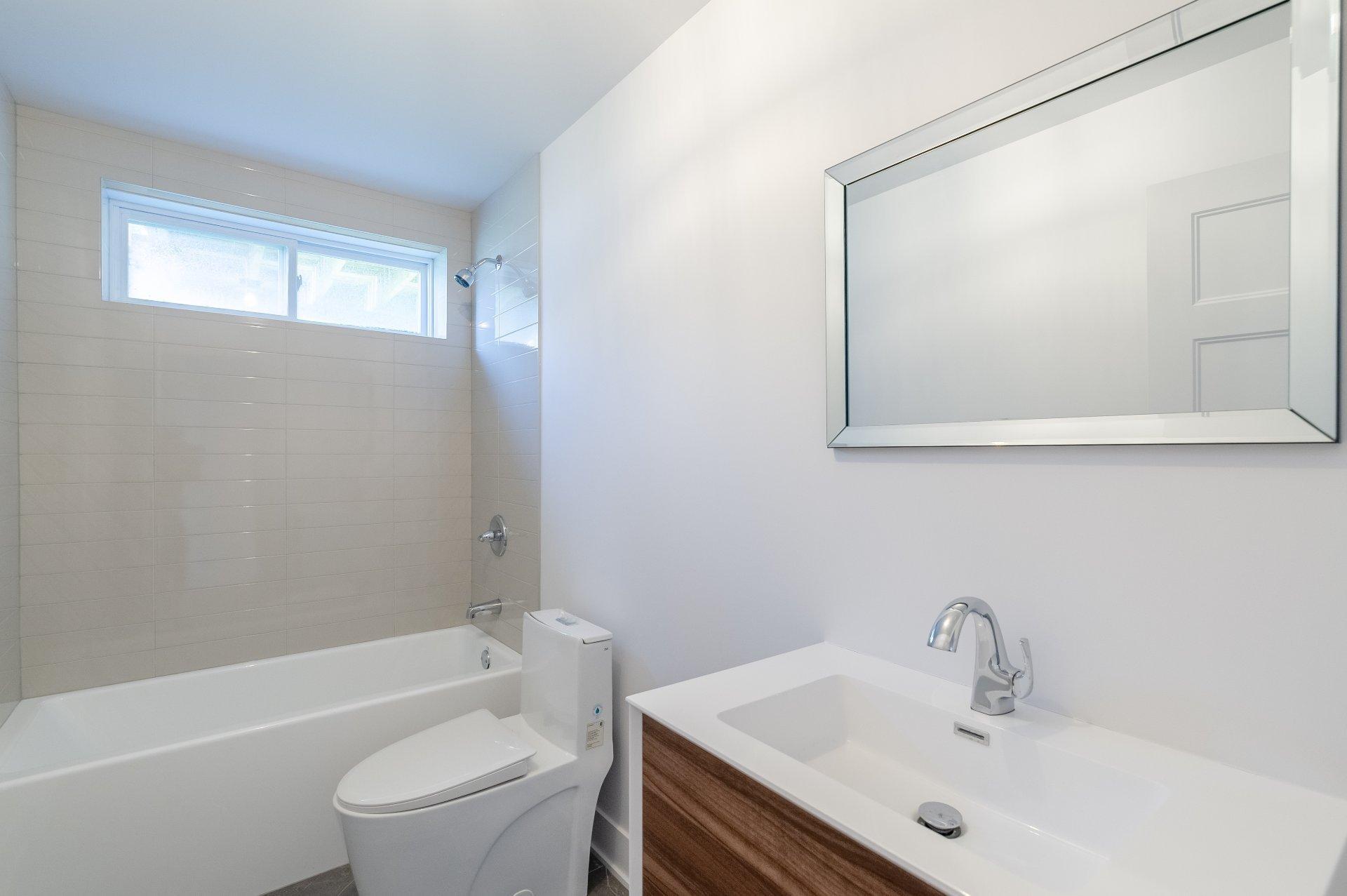 









6780


Rue Baillargeon

,
Brossard,




QC
J4Z1S9

