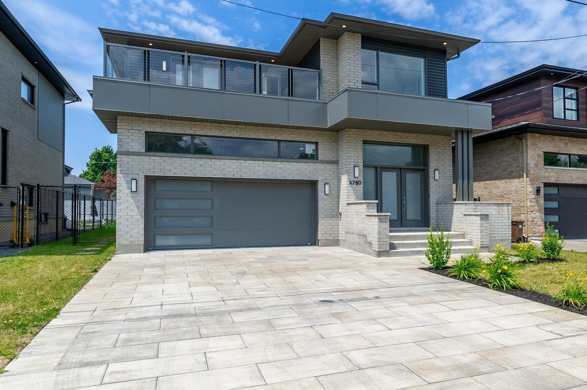 









6780


Rue Baillargeon

,
Brossard,




QC
J4Z1S9

