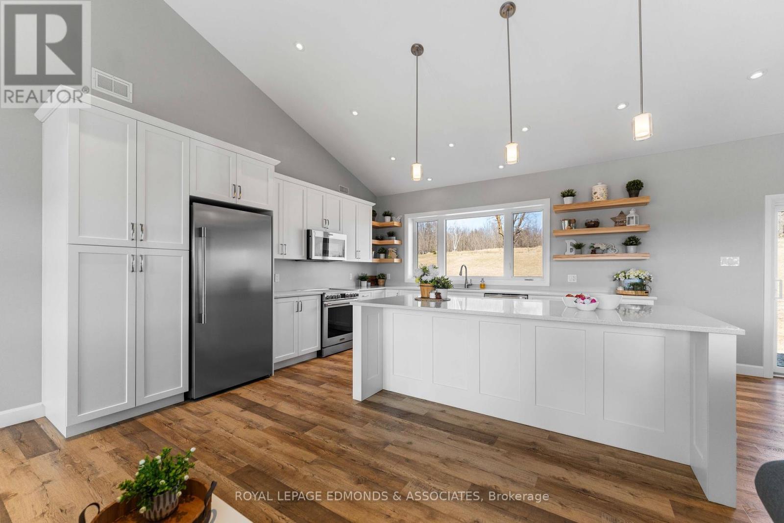 












346 FORESTERS FALLS ROAD

,
Whitewater Region,




Ontario
K0J1K0

