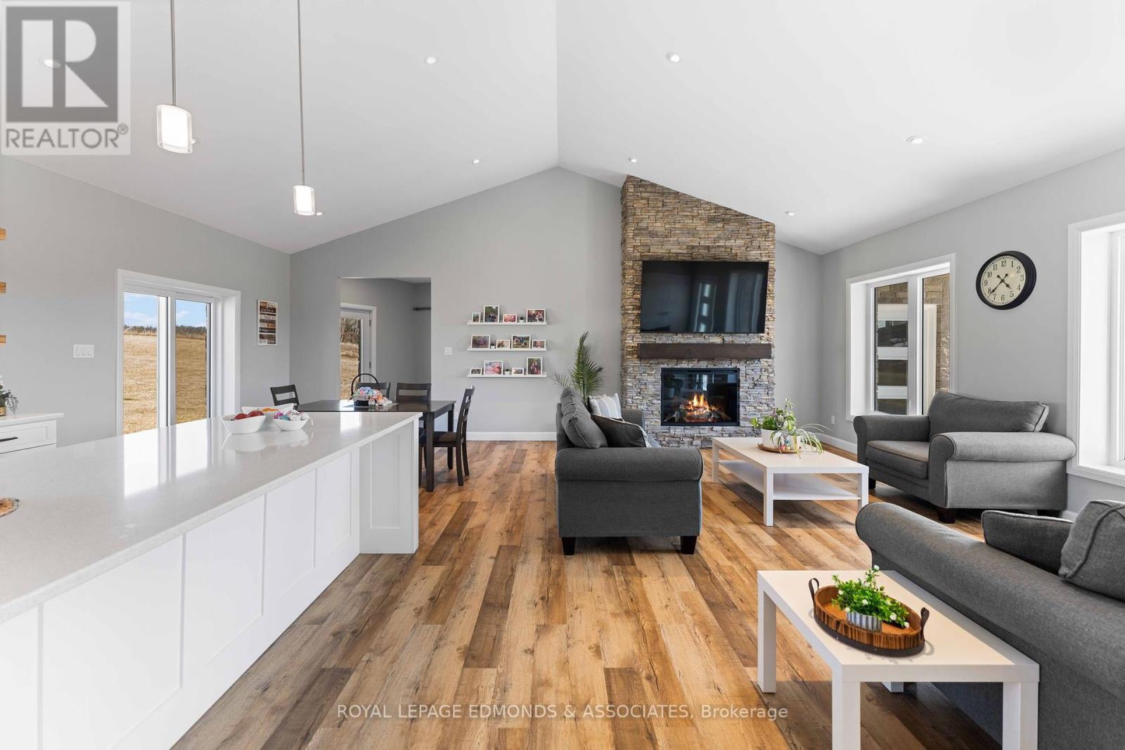 












346 FORESTERS FALLS ROAD

,
Whitewater Region,




Ontario
K0J1K0

