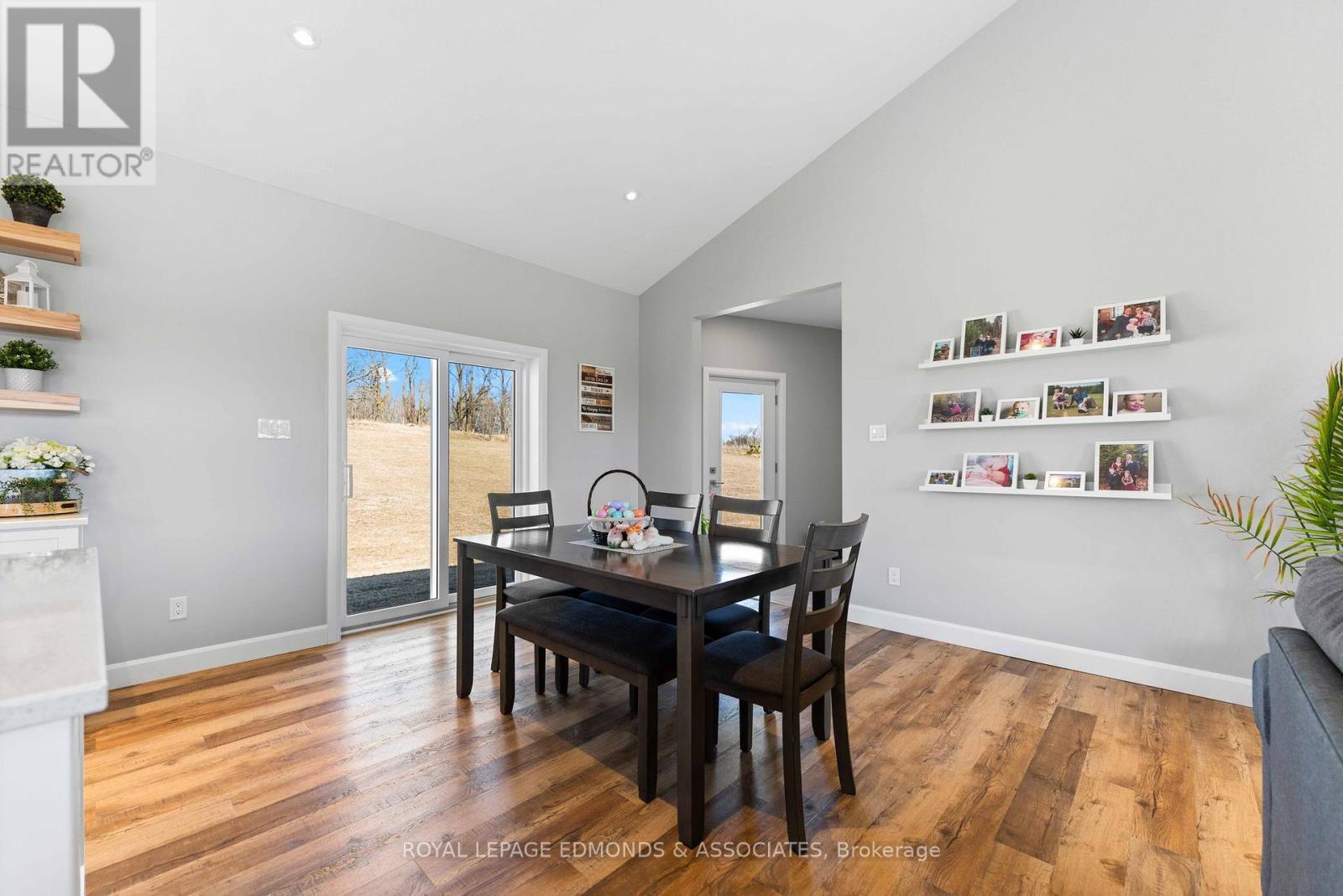 












346 FORESTERS FALLS ROAD

,
Whitewater Region,




Ontario
K0J1K0

