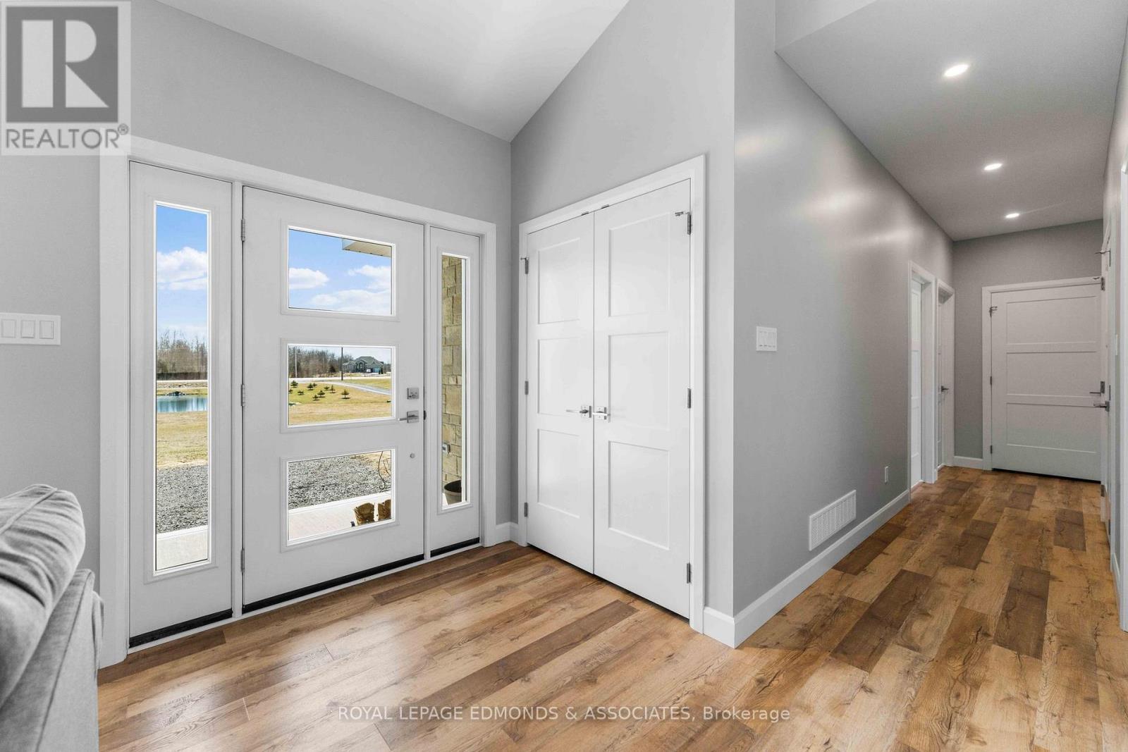 












346 FORESTERS FALLS ROAD

,
Whitewater Region,




Ontario
K0J1K0

