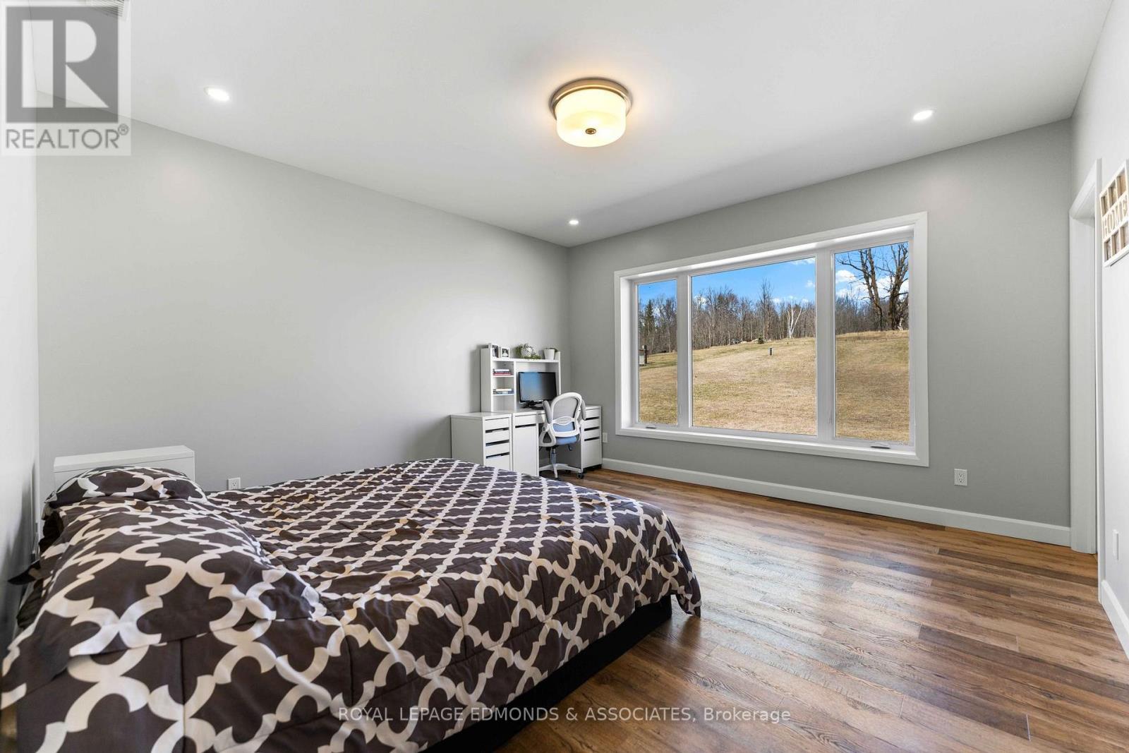 












346 FORESTERS FALLS ROAD

,
Whitewater Region,




Ontario
K0J1K0

