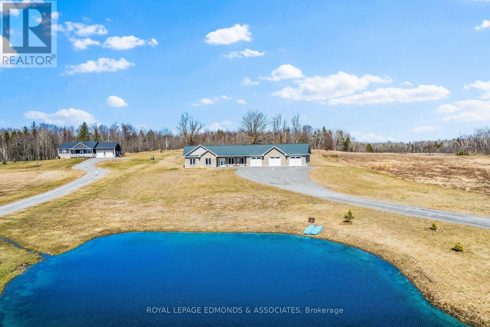 












346 FORESTERS FALLS ROAD

,
Whitewater Region,




Ontario
K0J1K0

