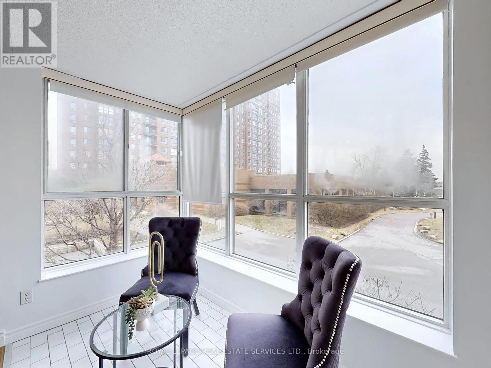 












213 - 330 MCCOWAN ROAD

,
Toronto,




Ontario
M1J3N3

