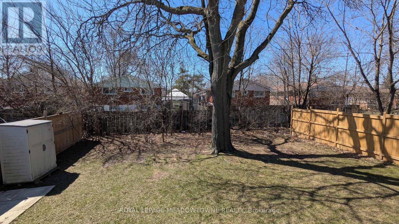 












UPPER - 11 MICHAEL AVENUE

,
Hamilton,




Ontario
L8T2Y2

