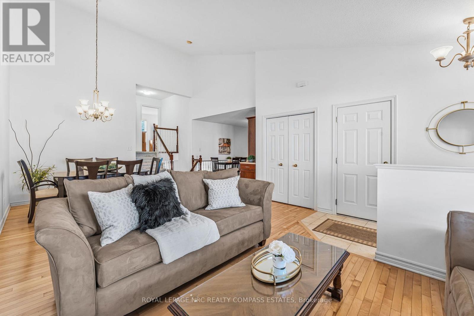












14 HOPE AVENUE

,
Niagara-on-the-Lake (Virgil),




Ontario
L0S1T0

