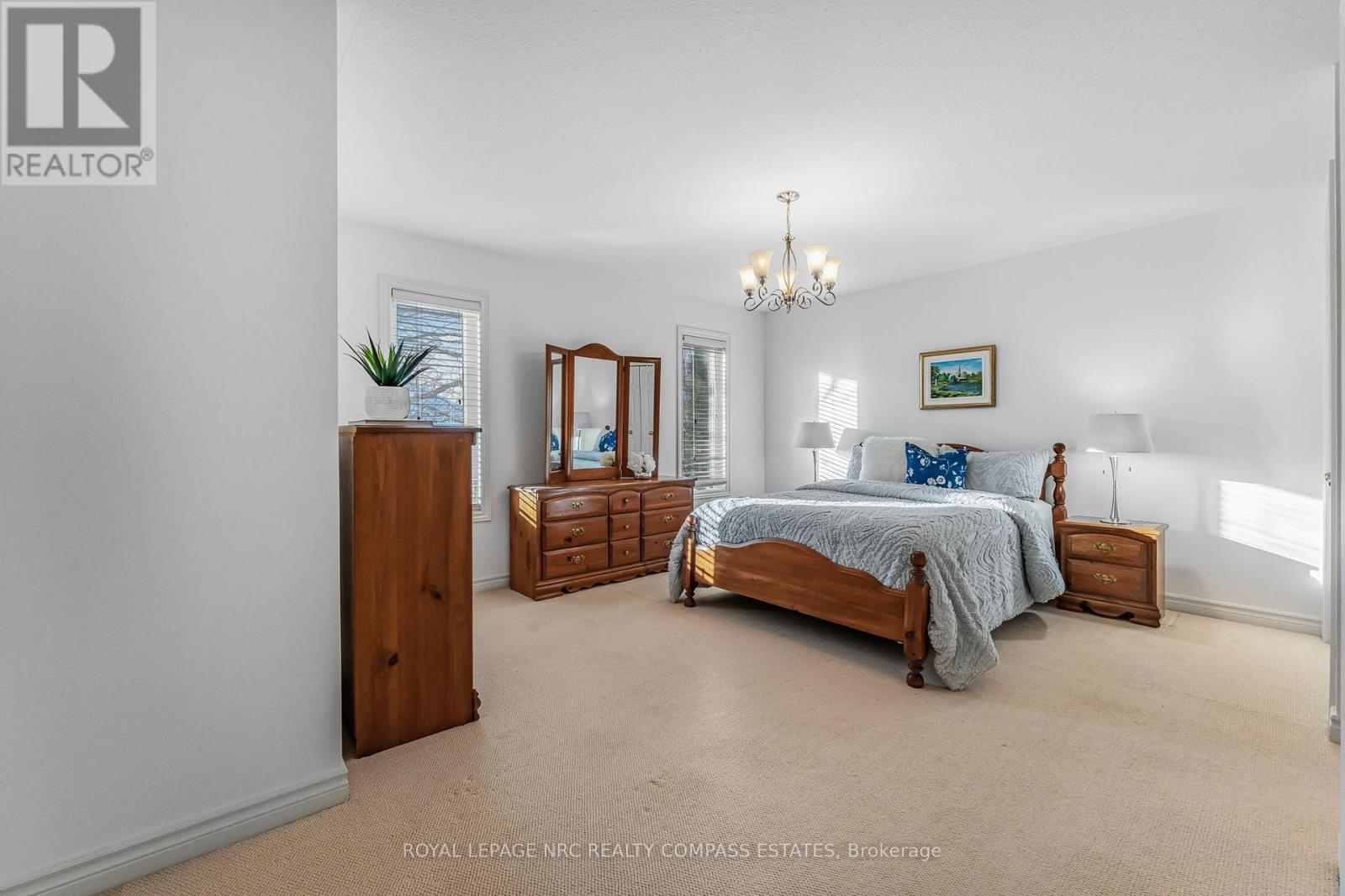 












14 HOPE AVENUE

,
Niagara-on-the-Lake (Virgil),




Ontario
L0S1T0

