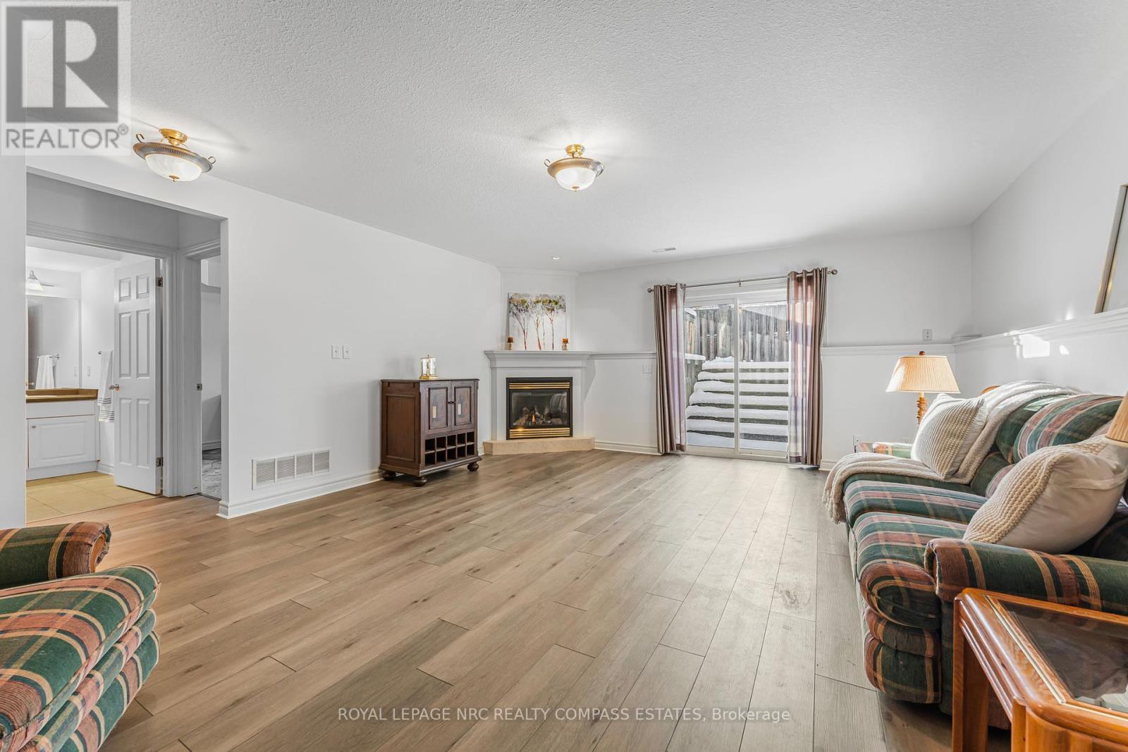 












14 HOPE AVENUE

,
Niagara-on-the-Lake (Virgil),




Ontario
L0S1T0

