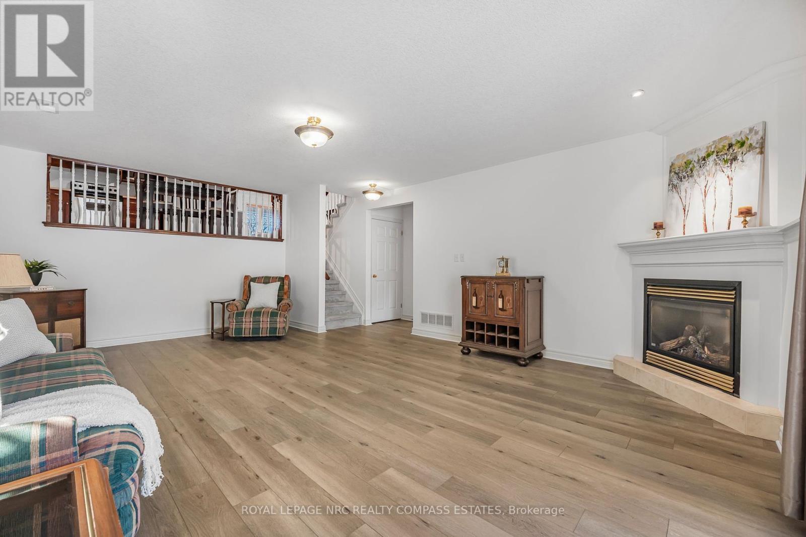 












14 HOPE AVENUE

,
Niagara-on-the-Lake (Virgil),




Ontario
L0S1T0

