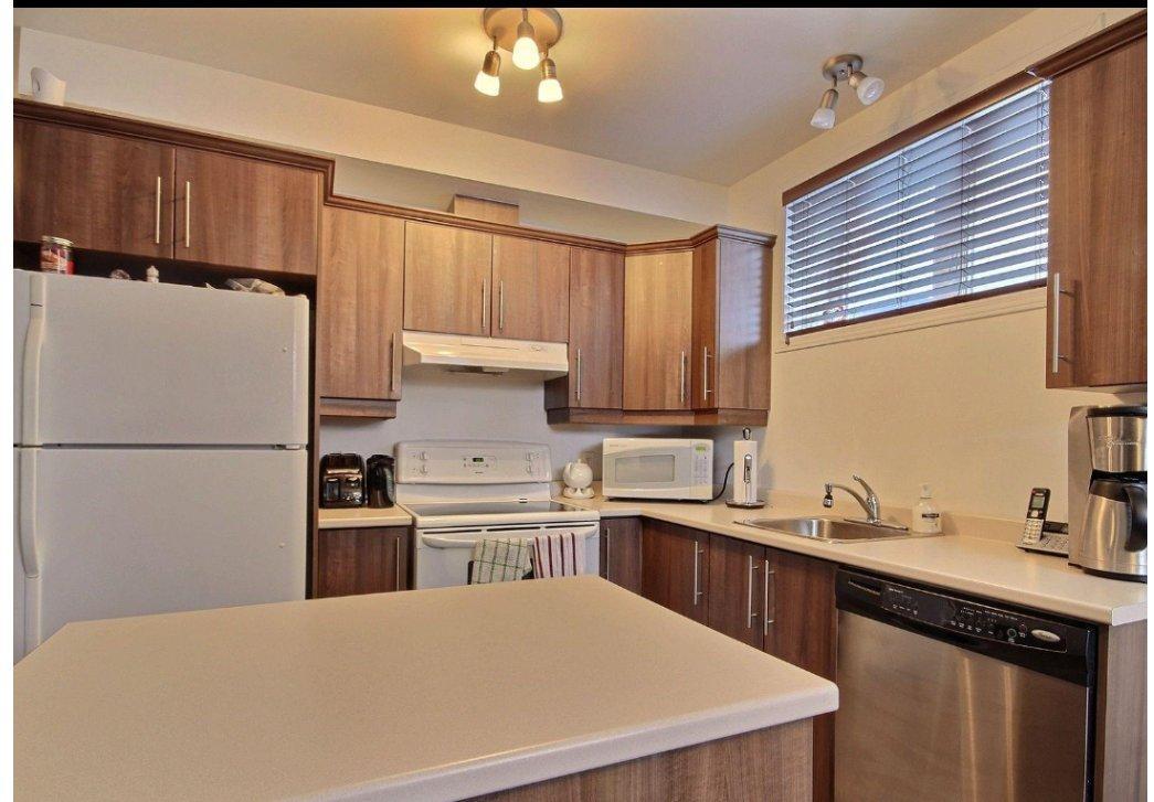 









142


Rue Lucien-Gendron

, 2,
Gatineau (Gatineau),




QC
J8P0J1

