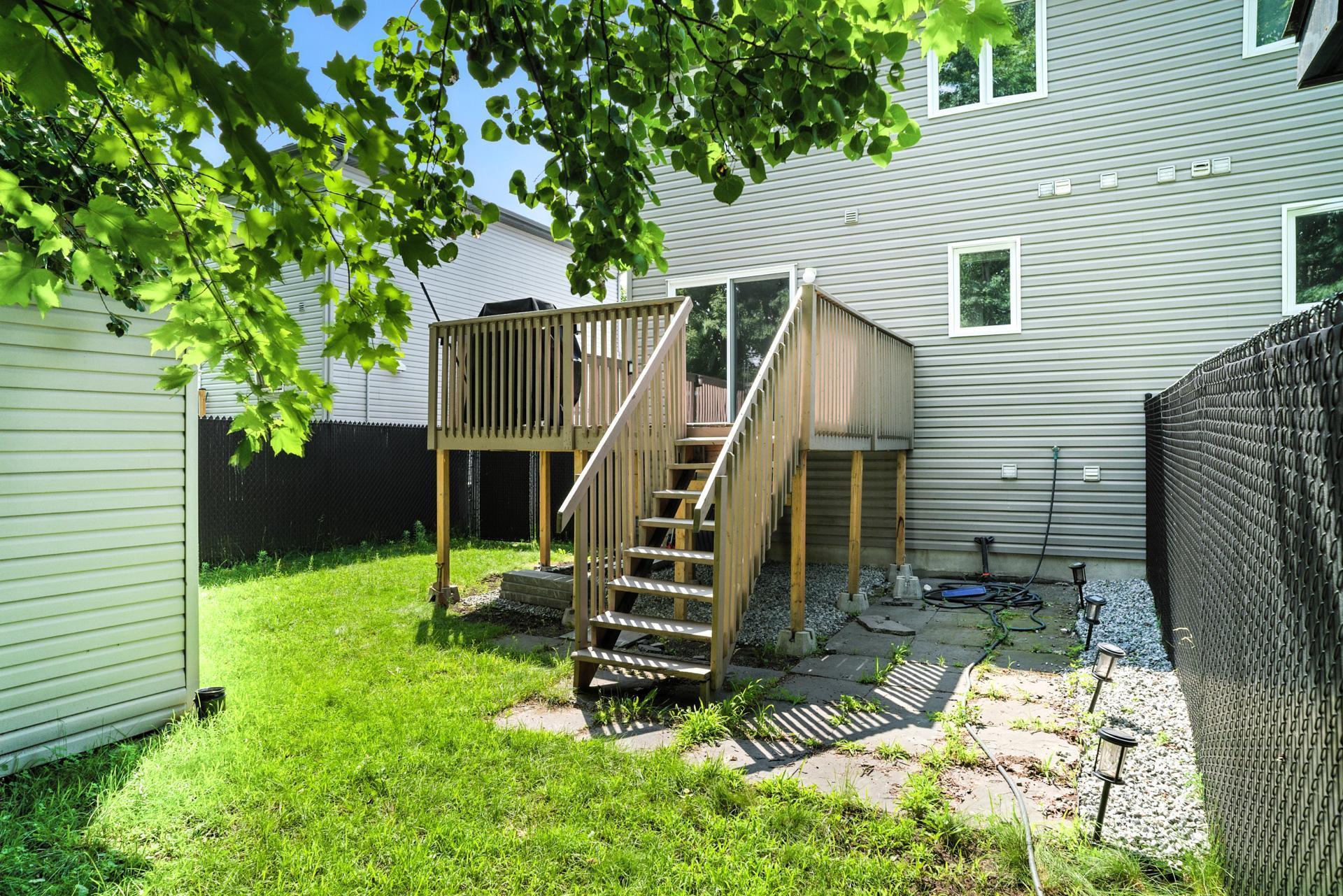 









142


Rue Lucien-Gendron

, 1,
Gatineau (Gatineau),




QC
J8P0J1

