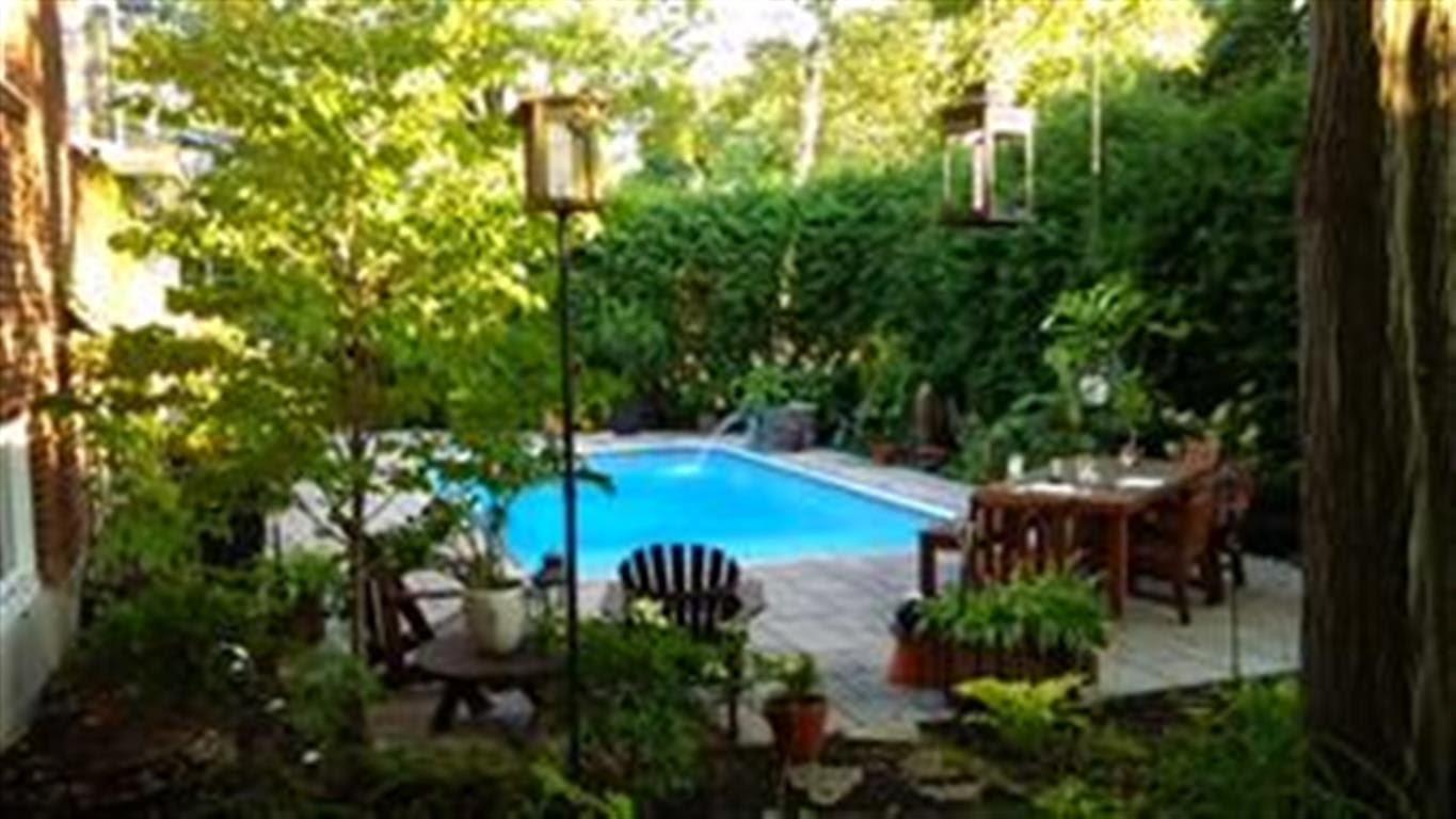 









838


Rue Gault

,
Mont-Saint-Hilaire,




QC
J3H3Y6

