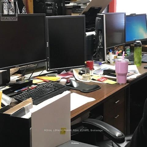 












5 HASTINGS STREET N

,
Bancroft (Bancroft Ward),




Ontario
K0L1C0

