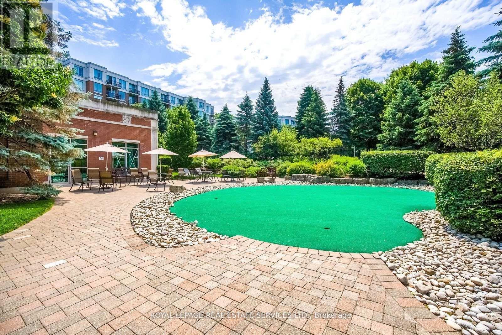 












811 - 18 WILLIAM CARSON CRESCENT E

,
Toronto,




Ontario
M2P2G6

