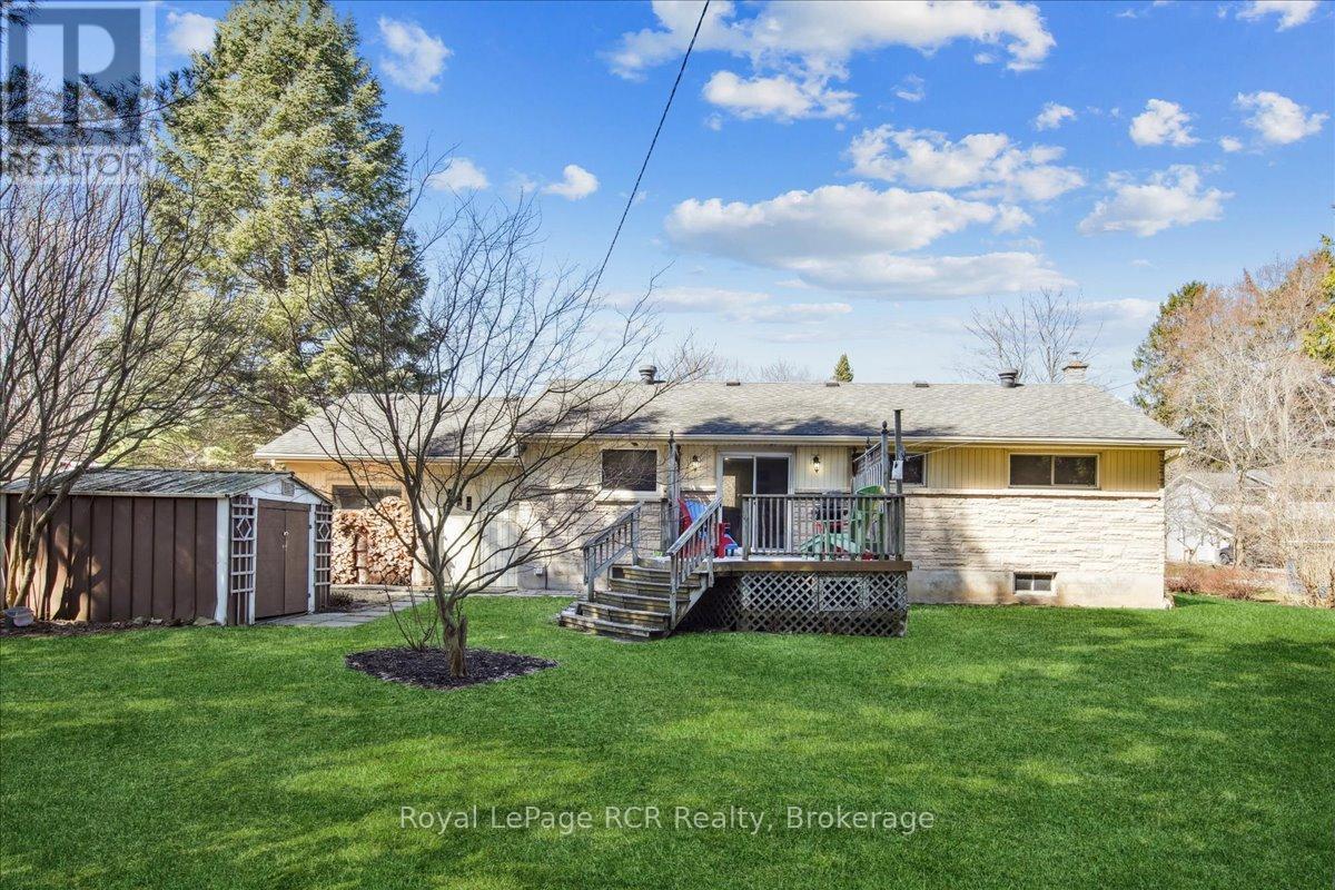 












685 5TH AVENUE W

,
Owen Sound,




Ontario
N4K5A2

