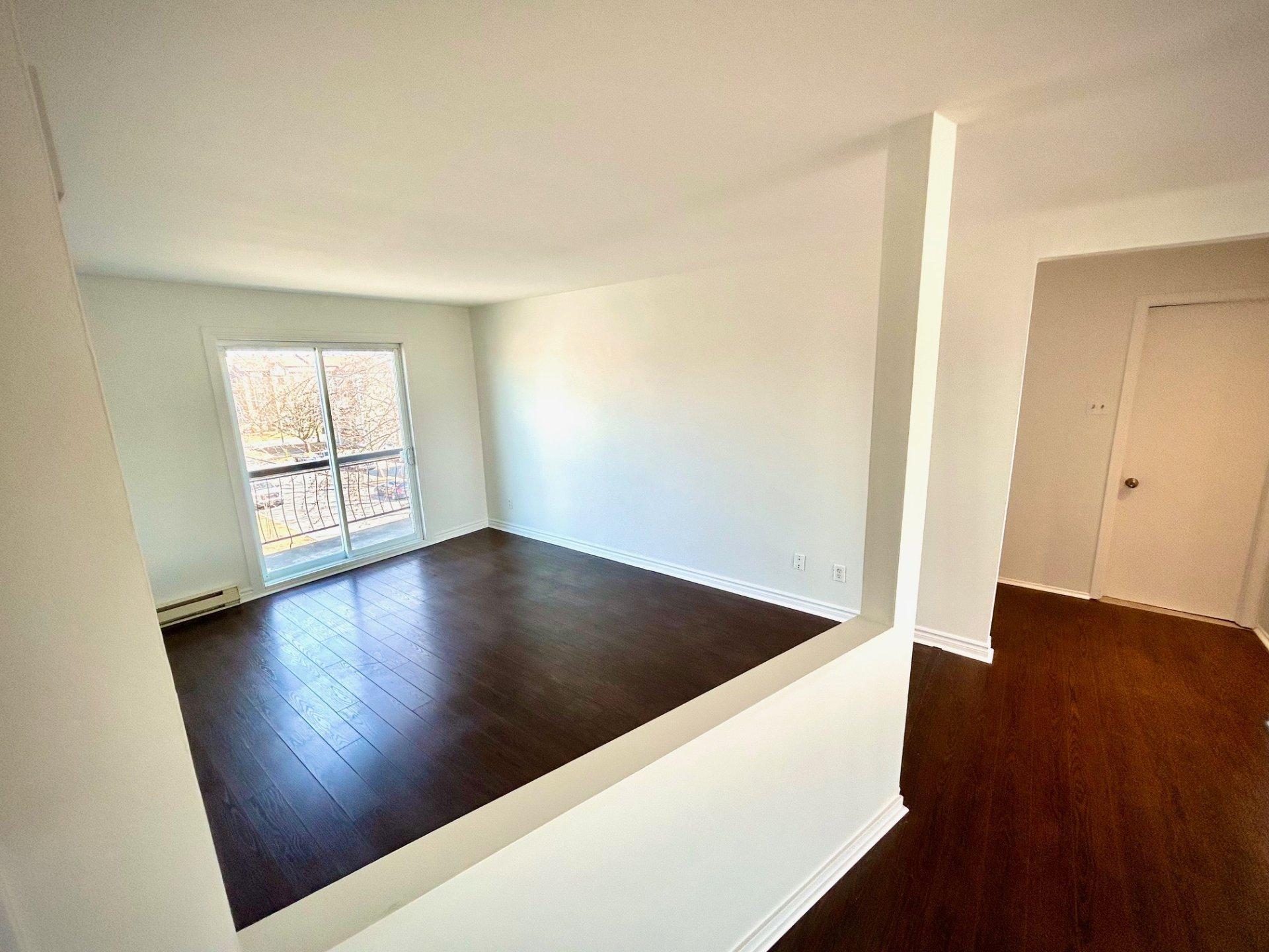 









2545


Rue Nantel

, 7,
Brossard,




QC
J4Y1R8

