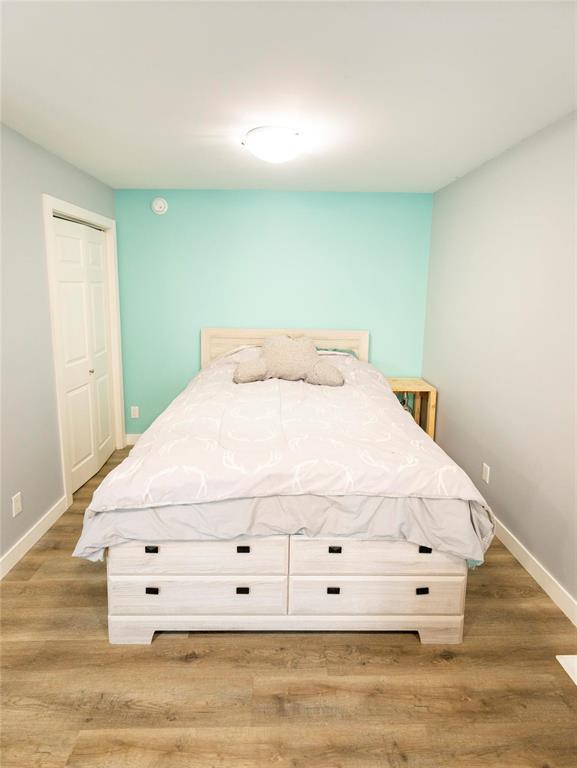 












42 COLLEEN Avenue

,
Gimli Rm,




Manitoba
R0C0C0

