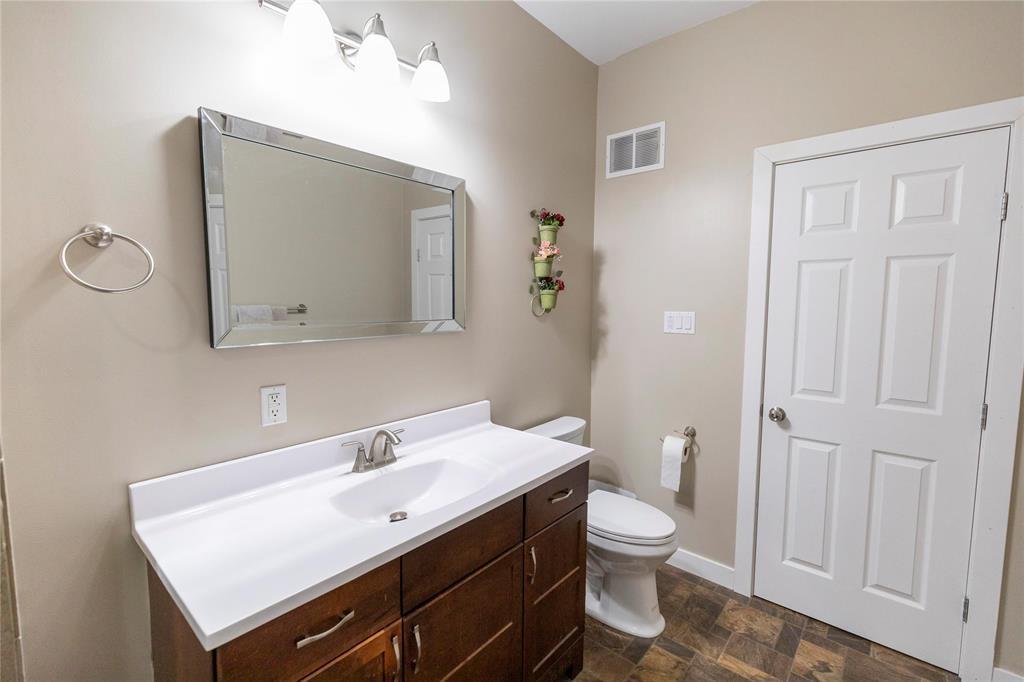 












42 COLLEEN Avenue

,
Gimli Rm,




Manitoba
R0C0C0

