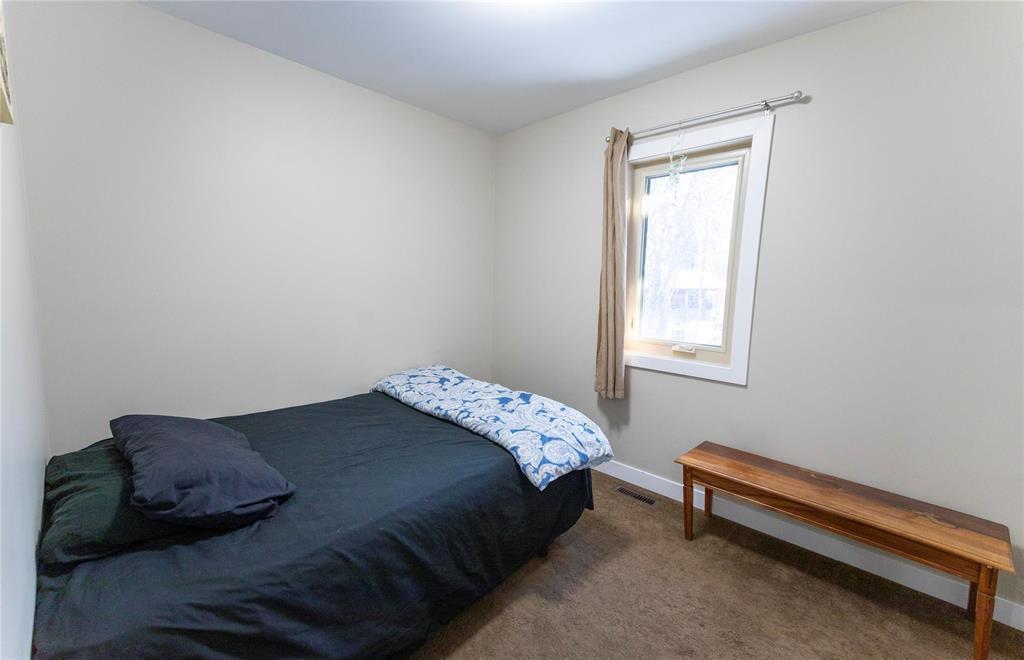 












42 COLLEEN Avenue

,
Gimli Rm,




Manitoba
R0C0C0

