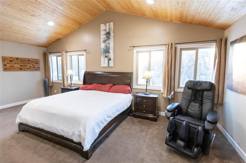 












42 COLLEEN Avenue

,
Gimli Rm,




Manitoba
R0C0C0

