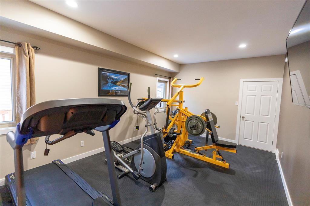 












42 COLLEEN Avenue

,
Gimli Rm,




Manitoba
R0C0C0

