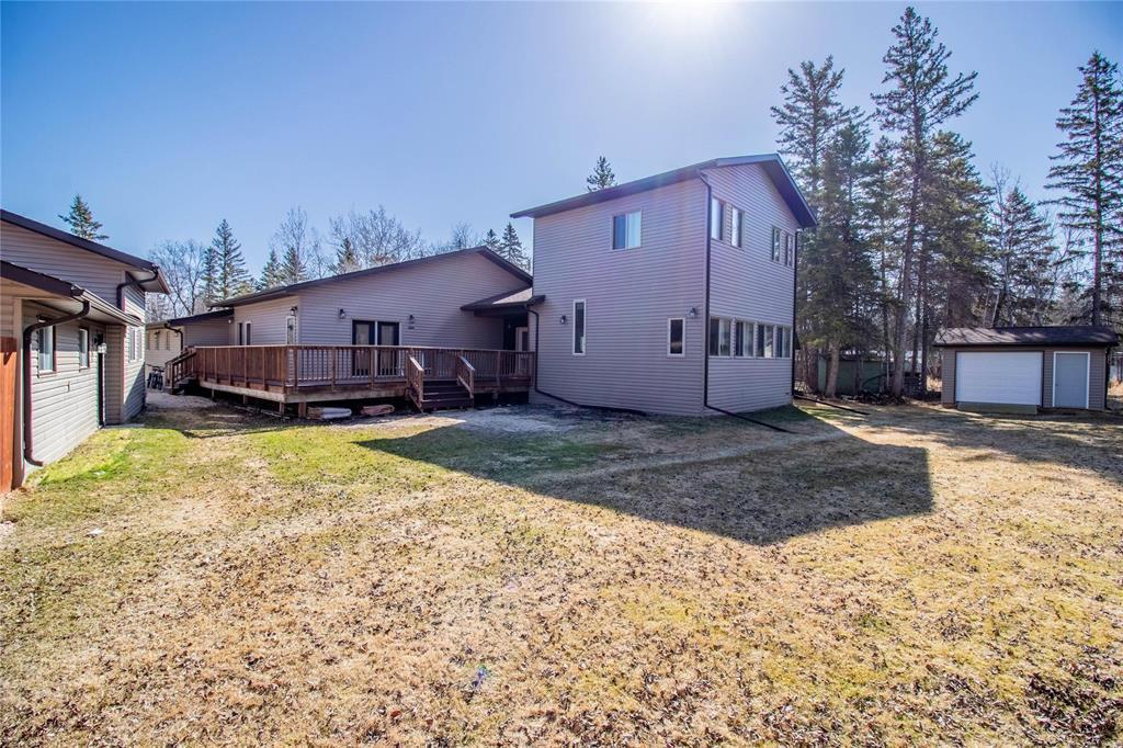 












42 COLLEEN Avenue

,
Gimli Rm,




Manitoba
R0C0C0


