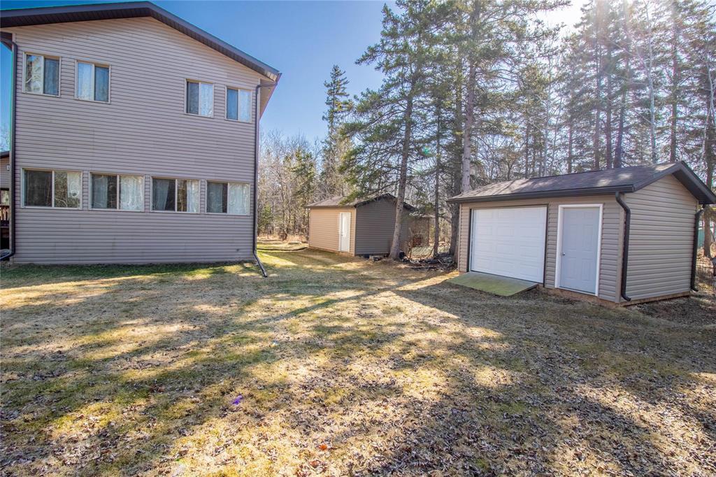 












42 COLLEEN Avenue

,
Gimli Rm,




Manitoba
R0C0C0


