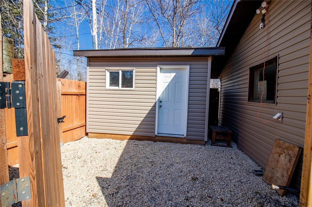 












42 COLLEEN Avenue

,
Gimli Rm,




Manitoba
R0C0C0

