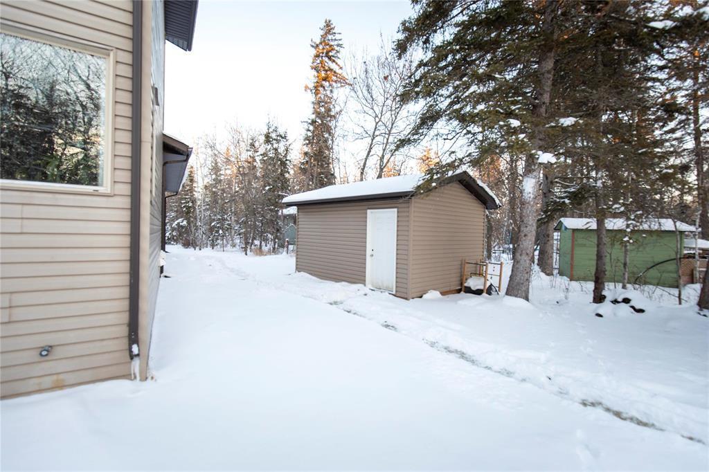 












42 COLLEEN Avenue

,
Gimli Rm,




Manitoba
R0C0C0

