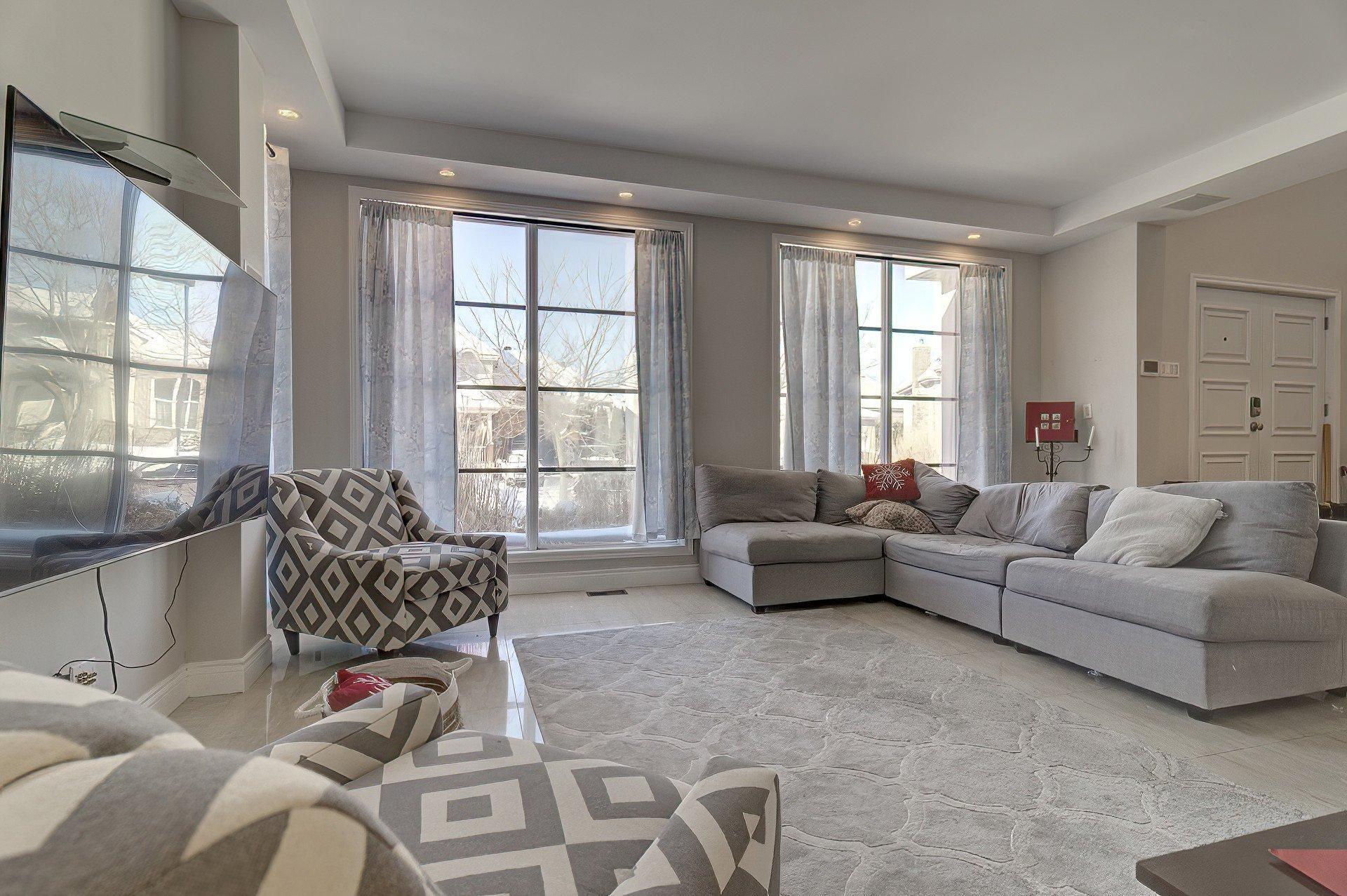 









5


Rue Daudet

,
Candiac,




QC
J5R6C2

