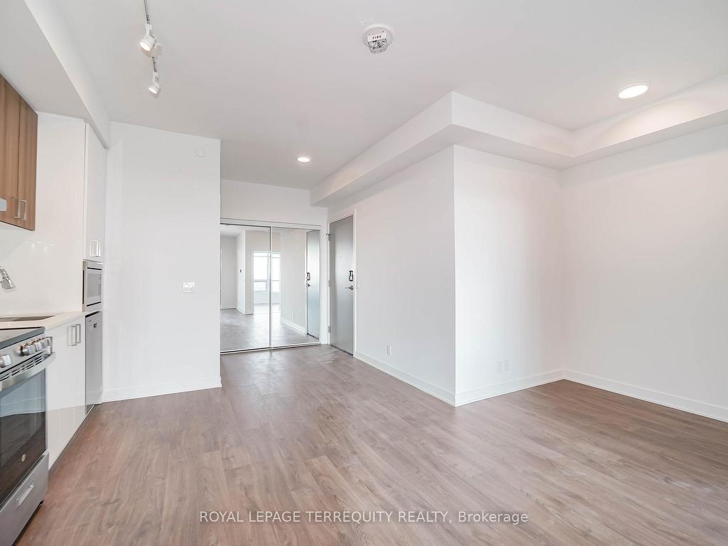 









50


Upper Mall

Way, 2712,
Vaughan,




ON
L4J 0L8

