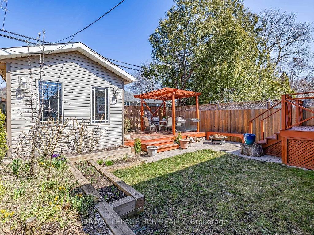 









187


Septonne

Avenue,
Newmarket,




ON
L3Y 2W5

