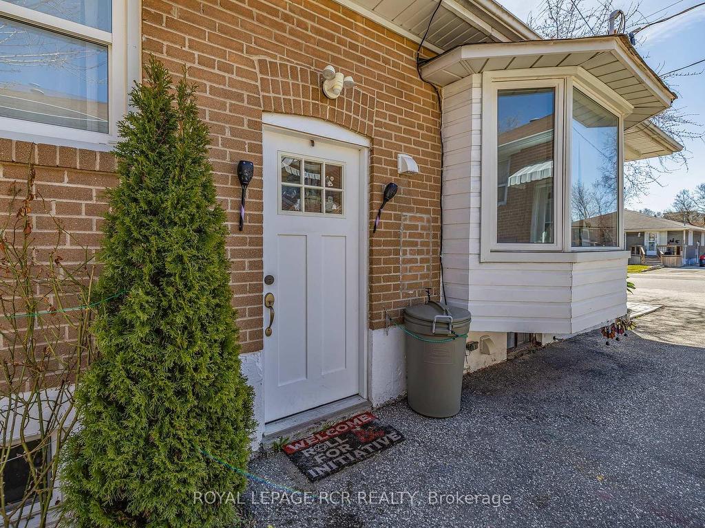 









187


Septonne

Avenue,
Newmarket,




ON
L3Y 2W5

