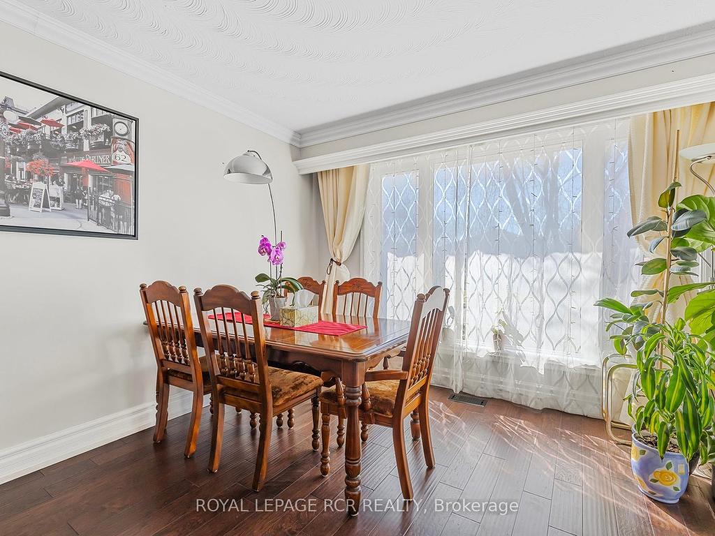 









187


Septonne

Avenue,
Newmarket,




ON
L3Y 2W5


