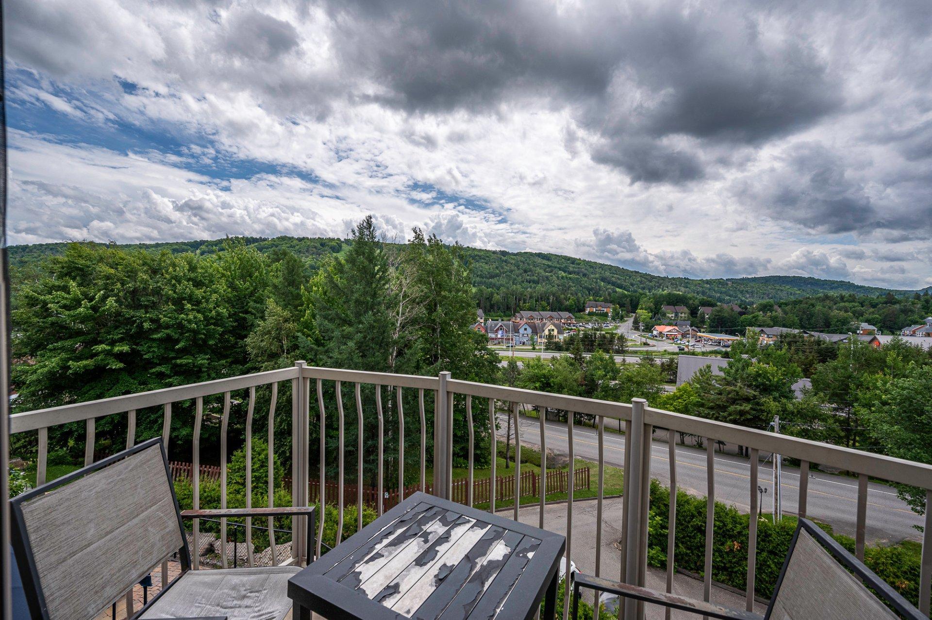 









570


Ch. des Frênes

, 3305,
Piedmont,




QC
J0R1K0

