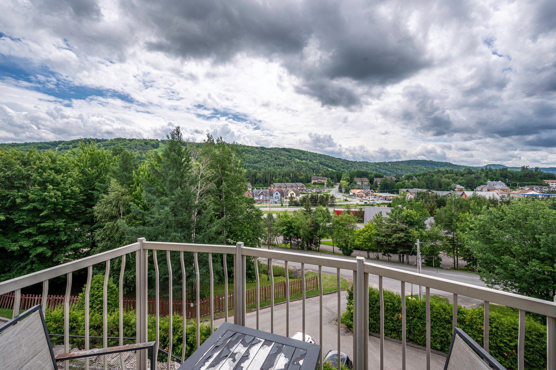 









570


Ch. des Frênes

, 3305,
Piedmont,




QC
J0R1K0

