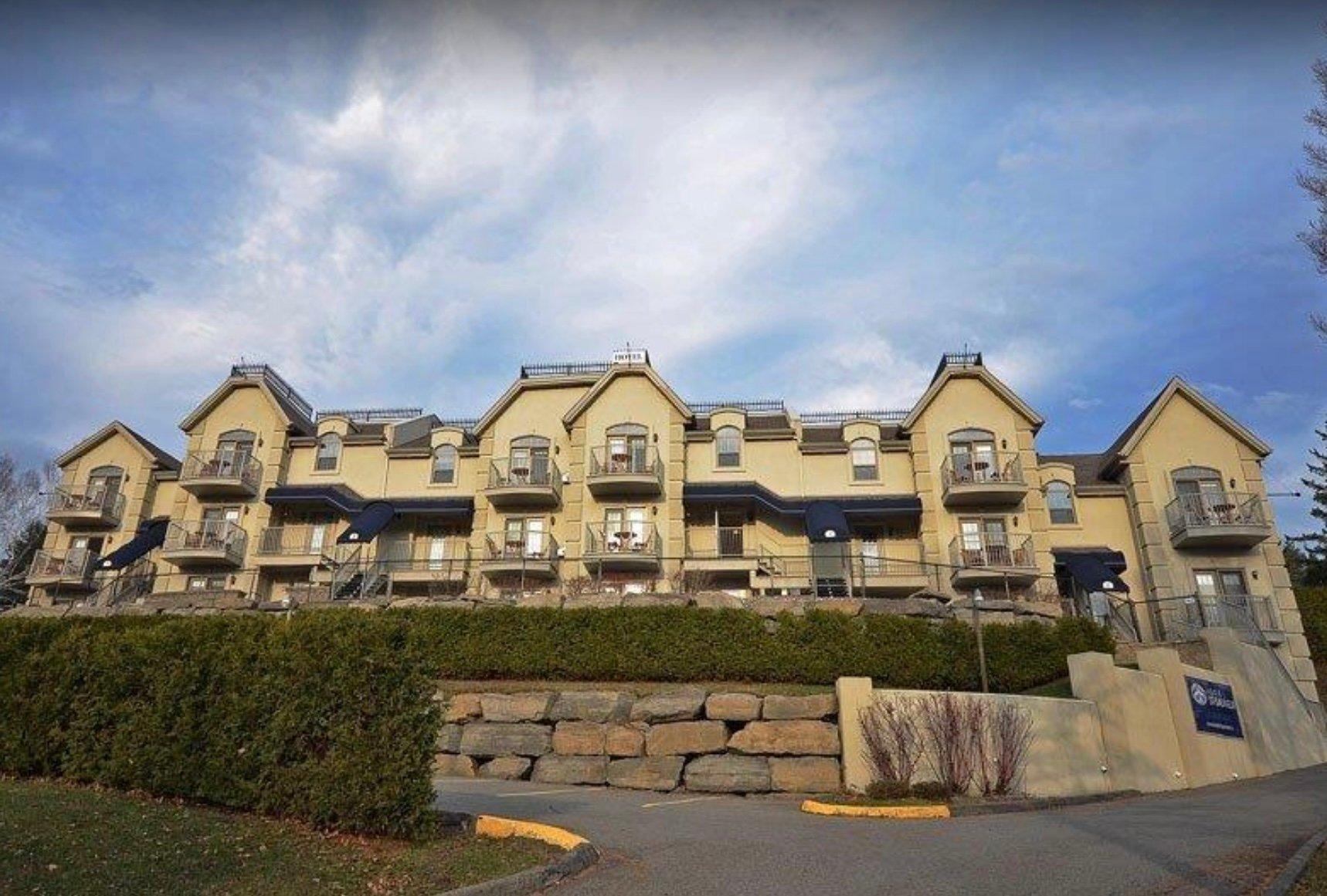 









570


Ch. des Frênes

, 3305,
Piedmont,




QC
J0R1K0

