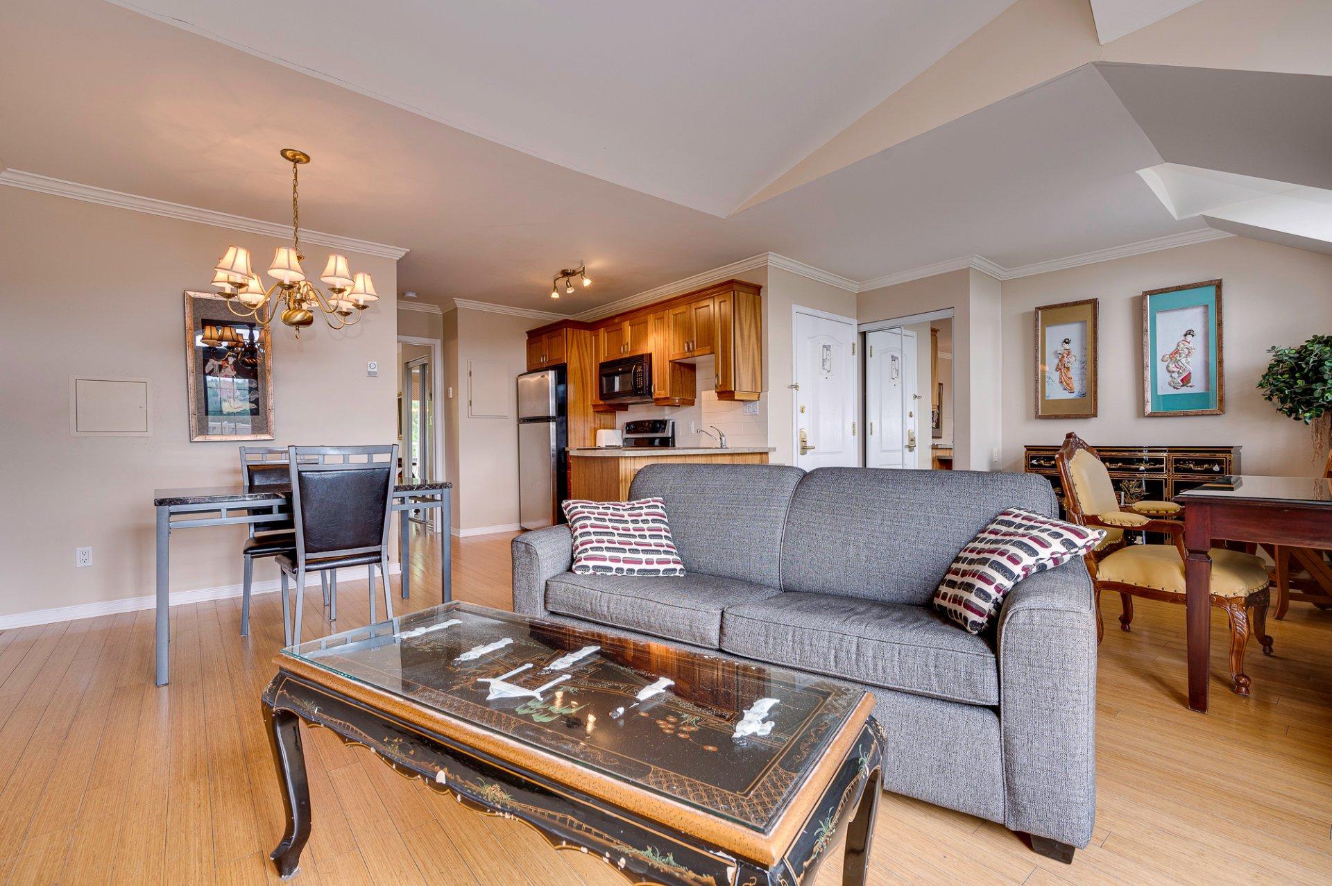









570


Ch. des Frênes

, 3305,
Piedmont,




QC
J0R1K0

