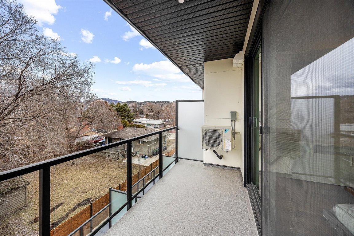 









1274


Devonshire

Avenue, 307,
Kelowna,




BC
V1Y 0M7

