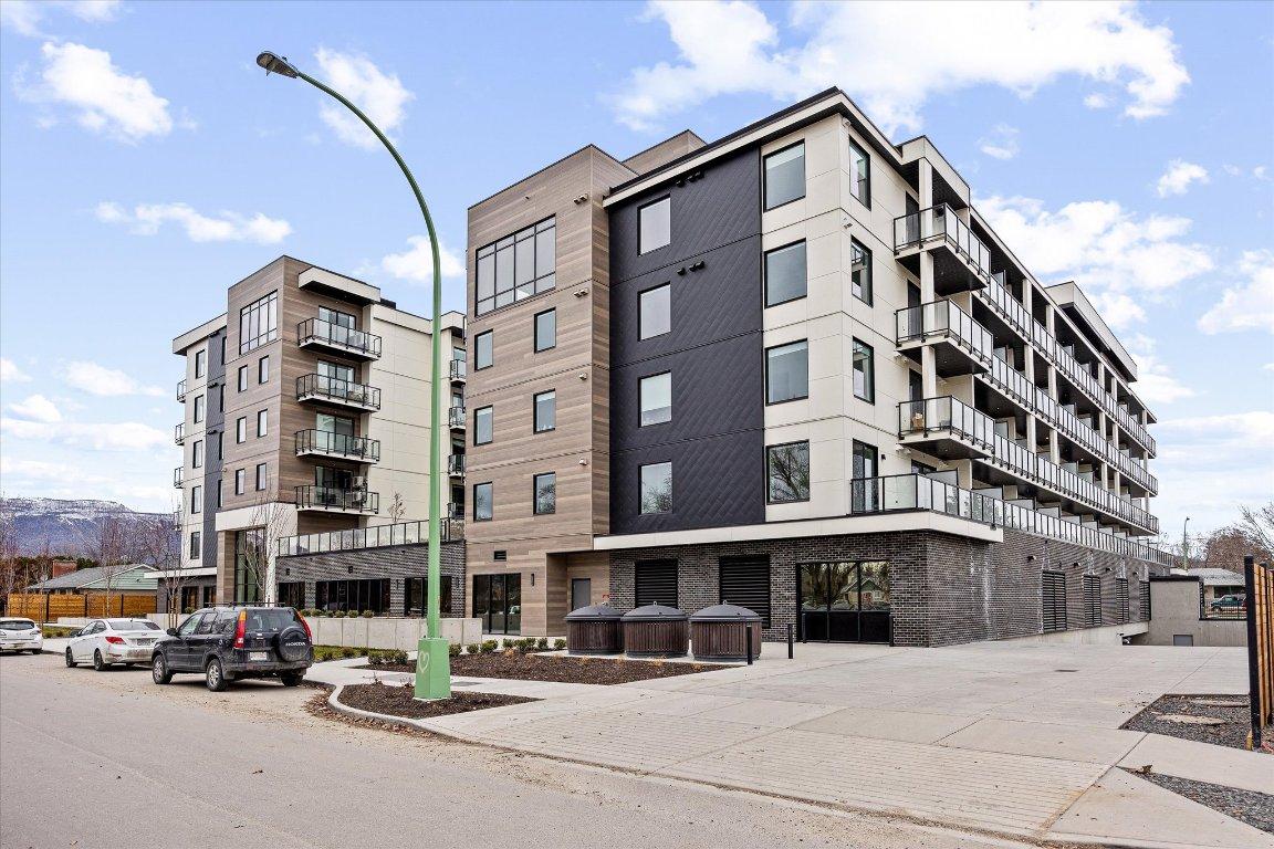 









1274


Devonshire

Avenue, 307,
Kelowna,




BC
V1Y 0M7

