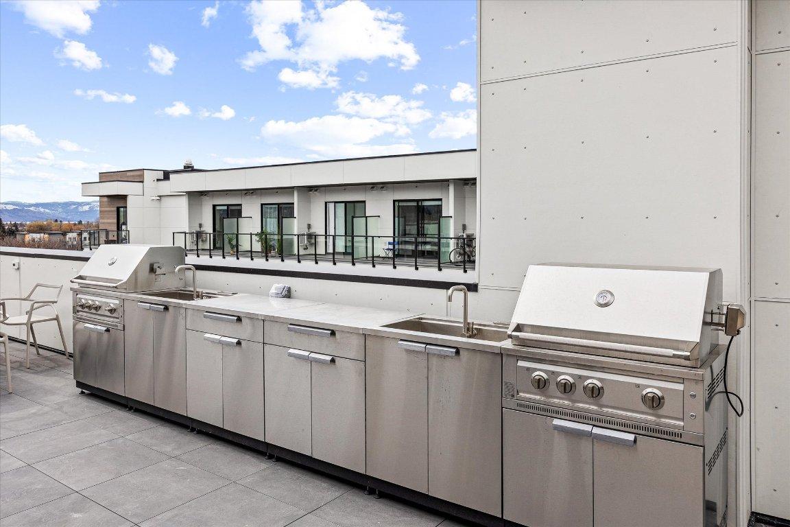 









1274


Devonshire

Avenue, 307,
Kelowna,




BC
V1Y 0M7

