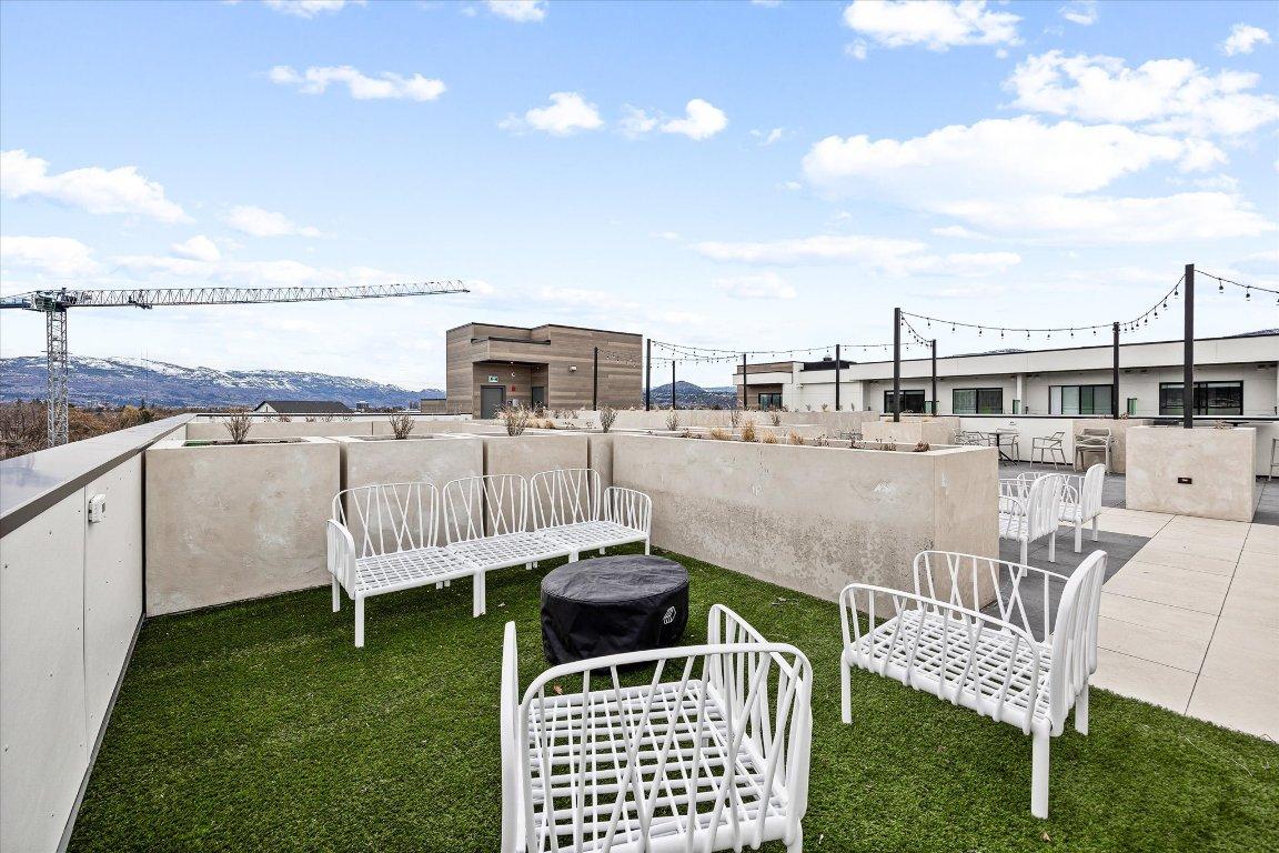 









1274


Devonshire

Avenue, 307,
Kelowna,




BC
V1Y 0M7

