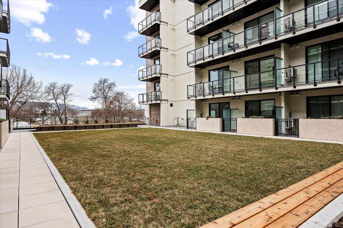 









1274


Devonshire

Avenue, 307,
Kelowna,




BC
V1Y 0M7

