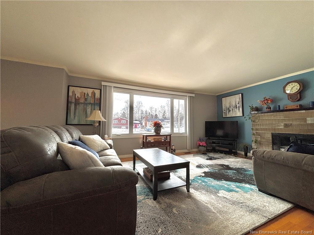 









920


Msgr Godin

CRT,
Bathurst,




NB
E2A 4E6

