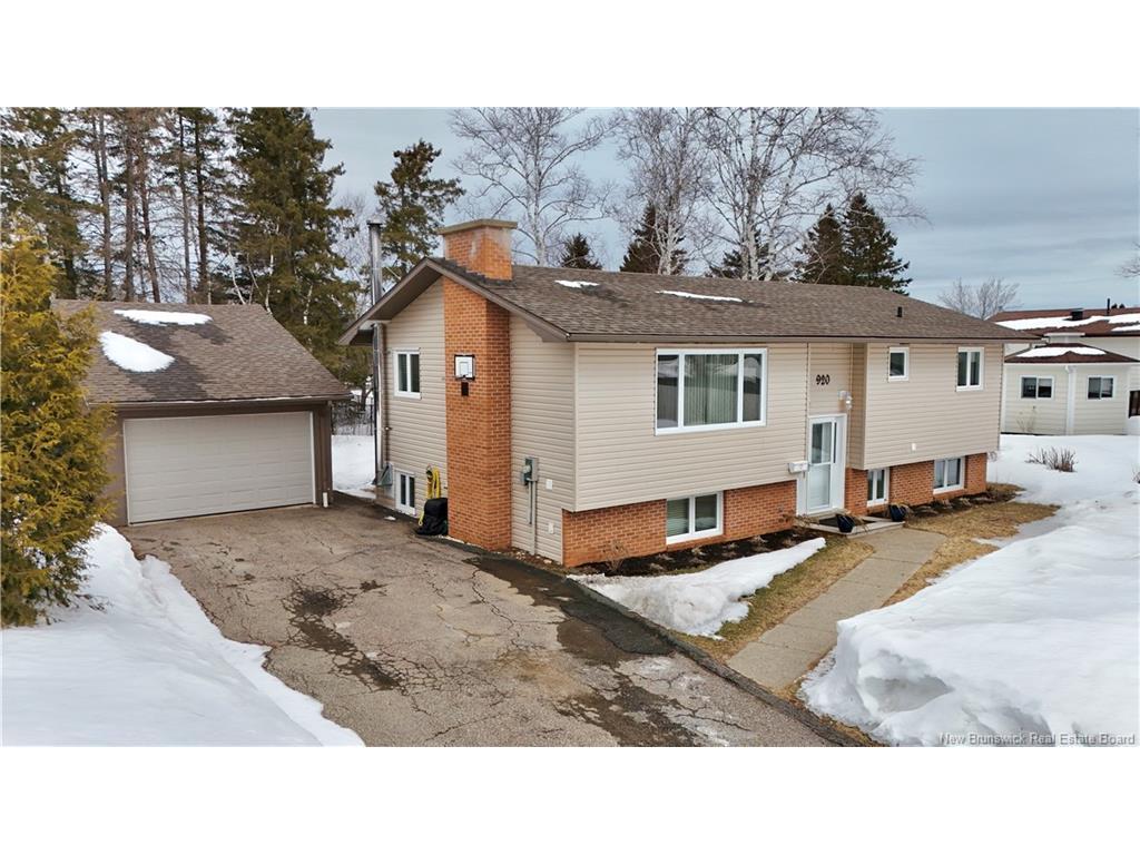 









920


Msgr Godin

CRT,
Bathurst,




NB
E2A 4E6

